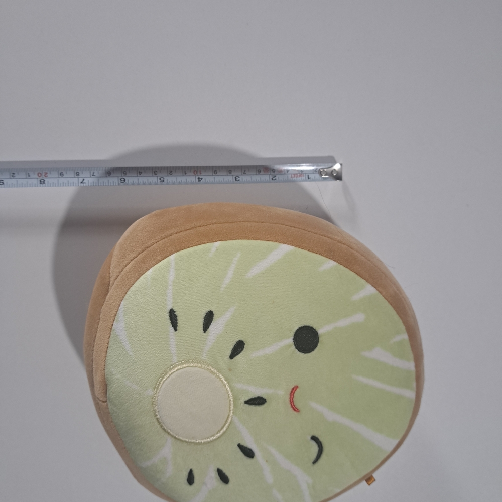 Cute Kiwi Squishmallow 8 Inch